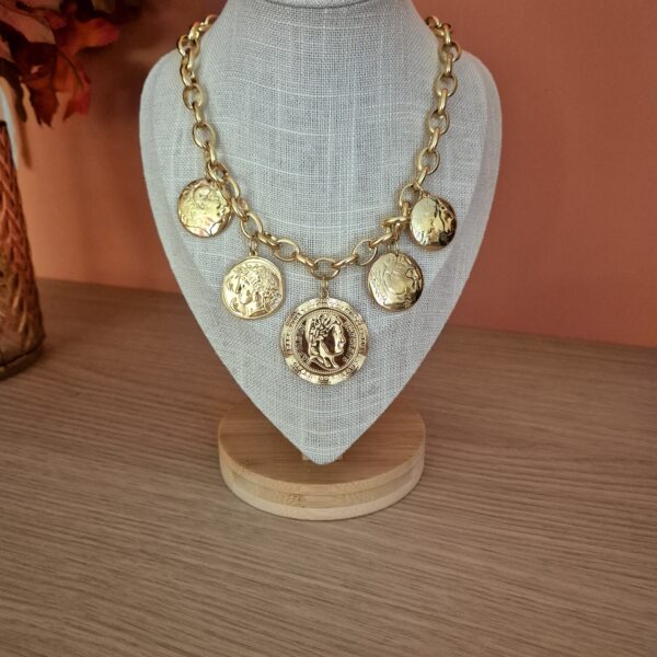 Collier Louisa